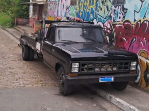 Caminhão Guincho Ford F4000 1975 Turbo